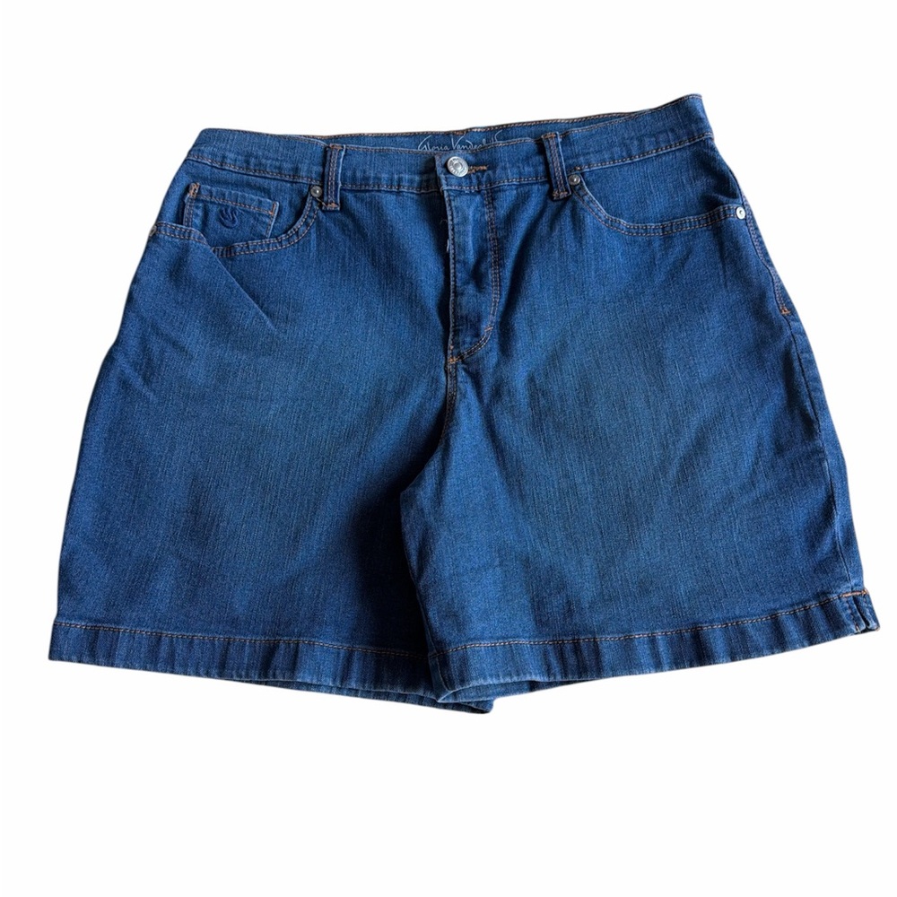 Gloria Vanderbilt (All Around Slimming Effect) Amanda Classic Blue Jean Shorts